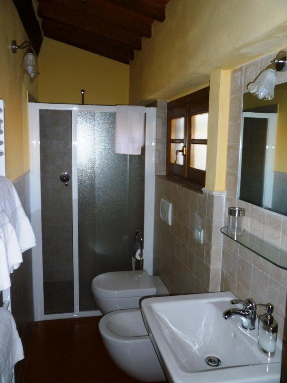 Agriturismo Casa Belvedere Bacchereto Δωμάτιο φωτογραφία