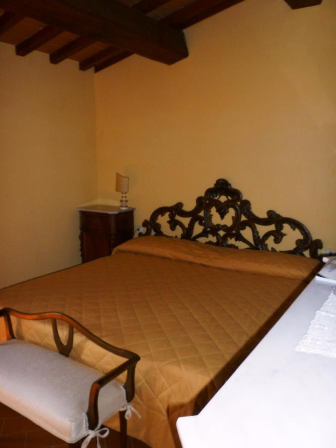 Agriturismo Casa Belvedere Bacchereto Δωμάτιο φωτογραφία